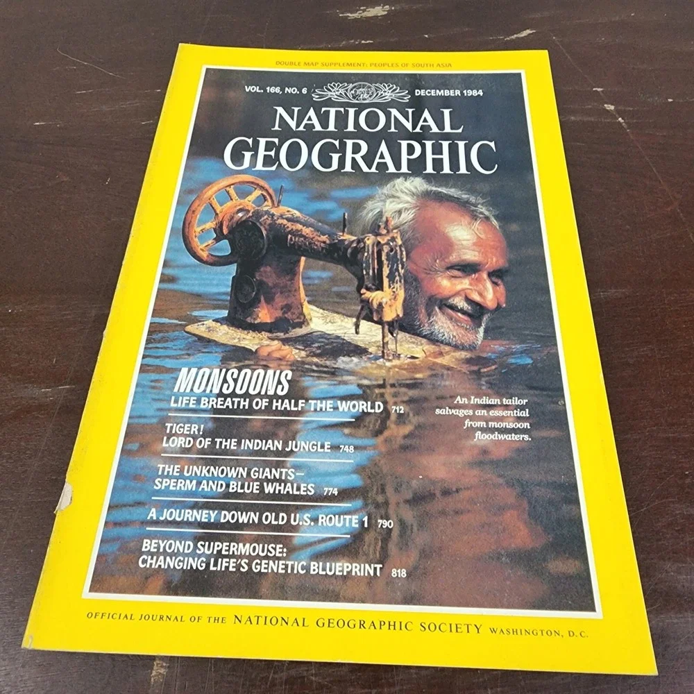 National Geographic‎ Magazine December 1984 No Insert